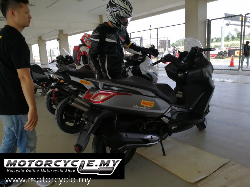 PIRELLI TYRE MALAYSIA.017